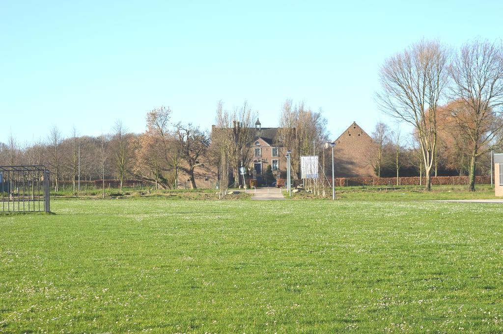 Chateau Holtum Hotel Born Buitenkant foto