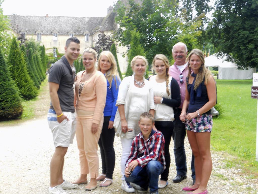 Chateau Holtum Hotel Born Buitenkant foto