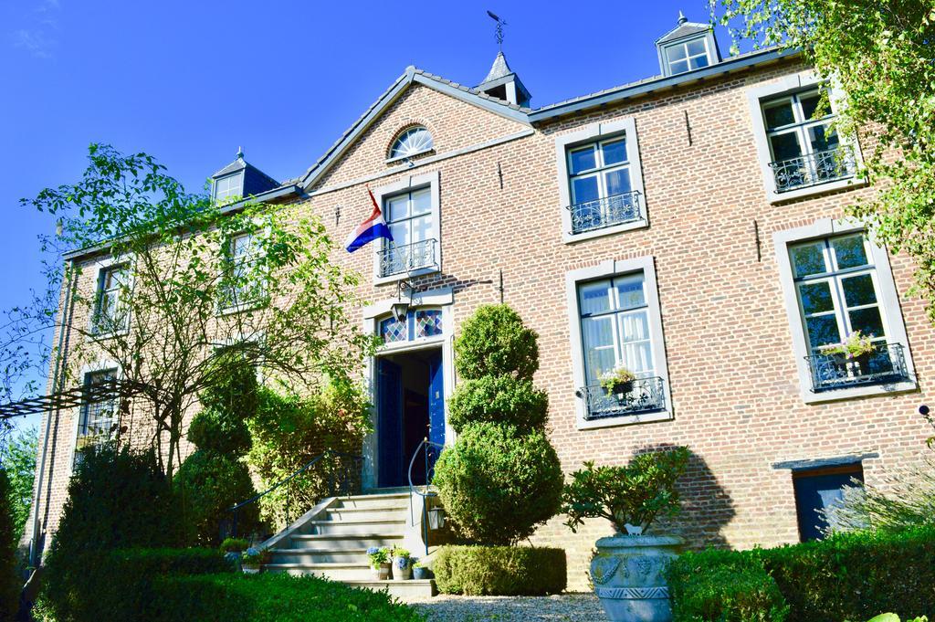 Chateau Holtum Hotel Born Buitenkant foto