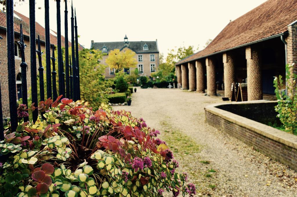 Chateau Holtum Hotel Born Buitenkant foto